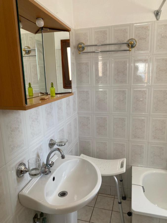 Victoria Studios Spetses Town ภายนอก รูปภาพ
