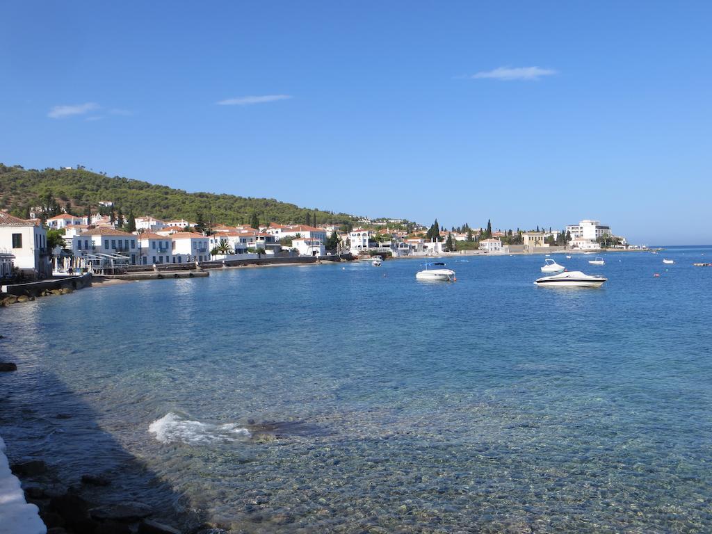 Victoria Studios Spetses Town ภายนอก รูปภาพ